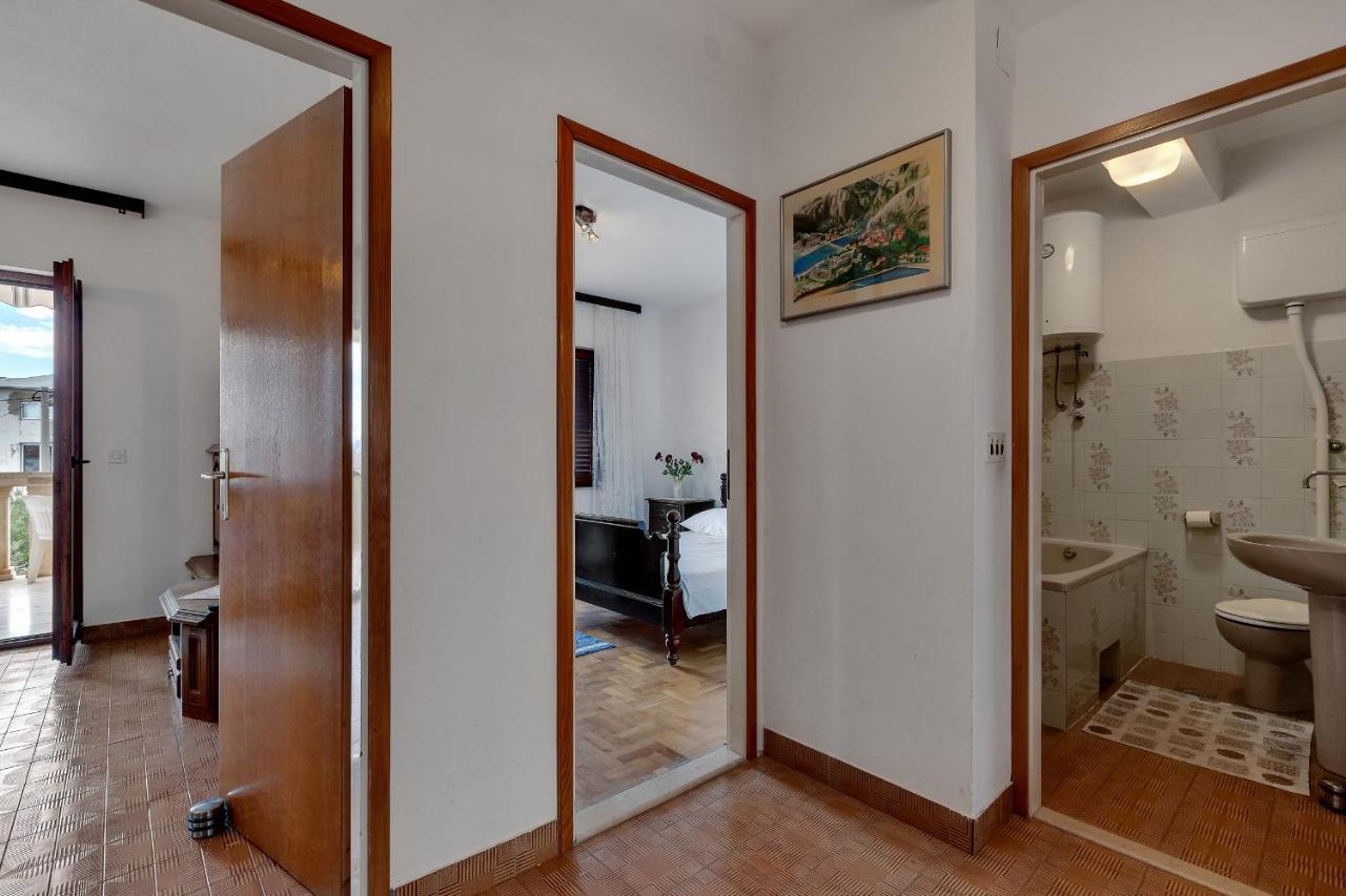 Apartments Tihomir Musac Omiš Buitenkant foto