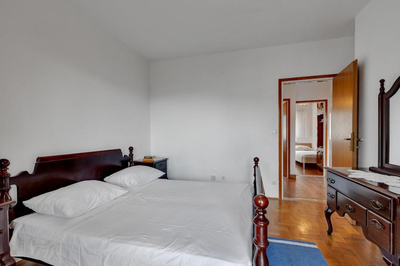Apartments Tihomir Musac Omiš Buitenkant foto
