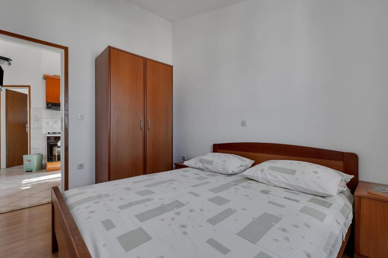 Apartments Tihomir Musac Omiš Buitenkant foto